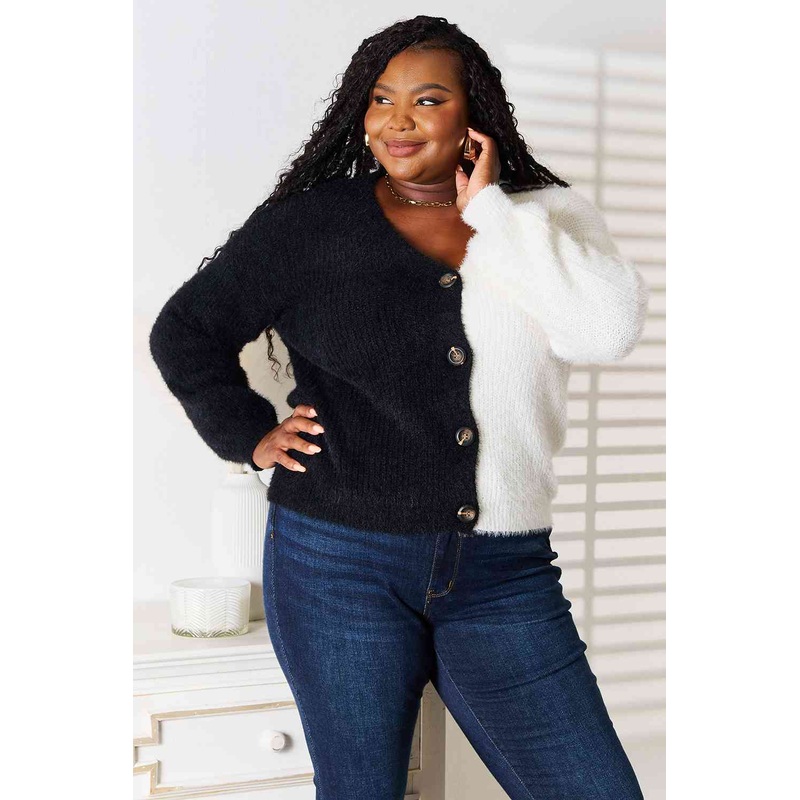Woven Right Contrast Button-Front V-Neck Cardigan