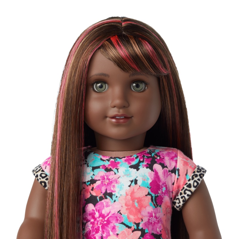 Truly Me 18-inch Doll #109 with straight dark-brown hair with bangs