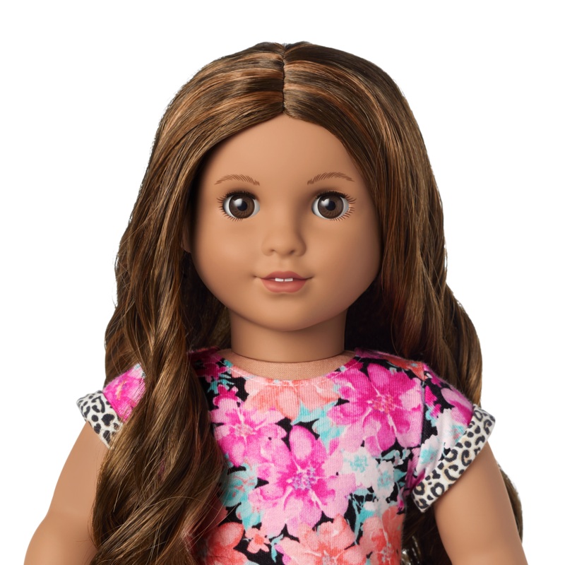 Truly Me 18-inch Doll #117 with wavy dark-brown hair